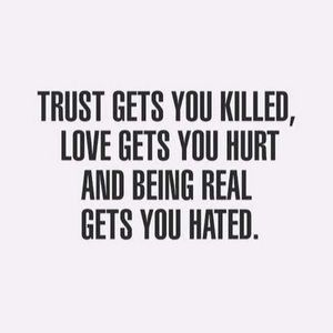 Meet your Posher, Alexis